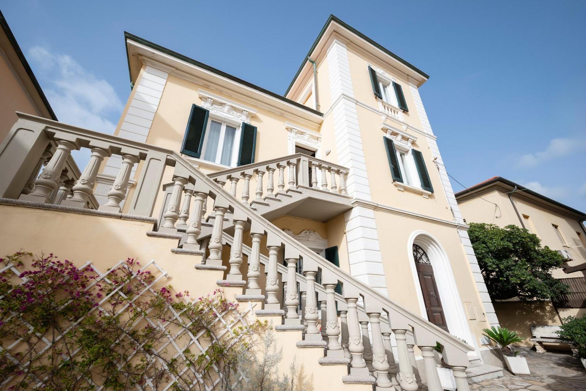 Villa Liberty San Vincenzo Bagian luar foto
